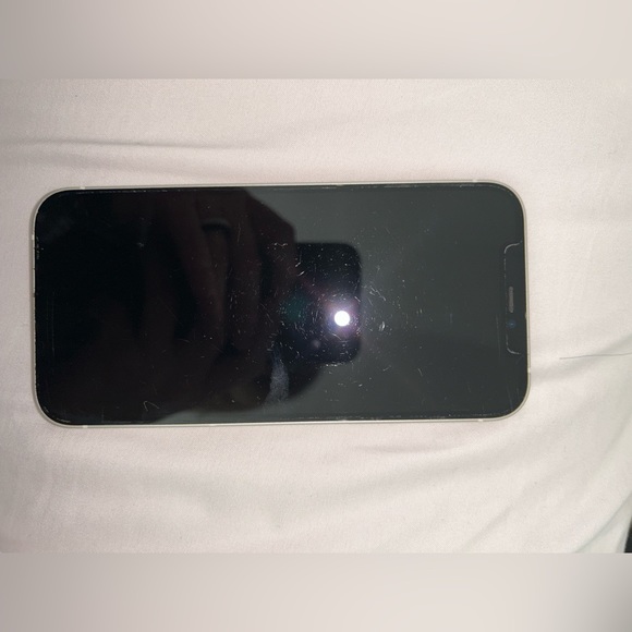 iphone 11 - Picture 2 of 2